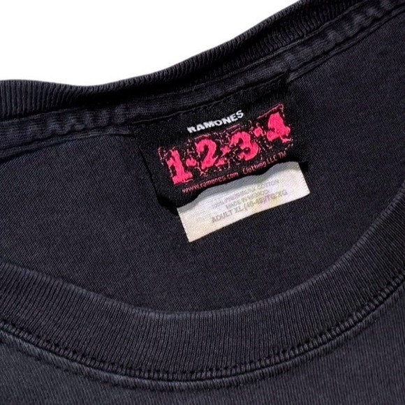 Vintage Ramones 1234 Band T Shirt Black Graphic Tee Punk Rock Concert Men's - XL - Picture 4 of 7